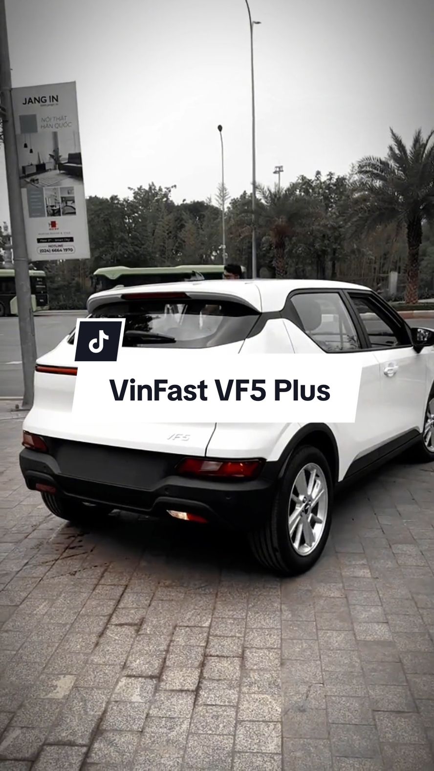 VF5 Plus trắng lung linh🤣 #VinFast #Vcreator #VF5 #YourDriveYourVibe #24zryfd 
