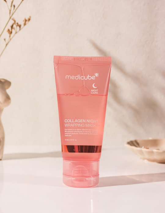 Bask in the gorgeous texture of Medicube's Collagen Night Wrapping Mask! 💖💦 #Medicube #CollagenMask #Skincare #NightMask #Beauty #Hydration#texture #textureshot #visual #fyp #ugc @Medicube Global 