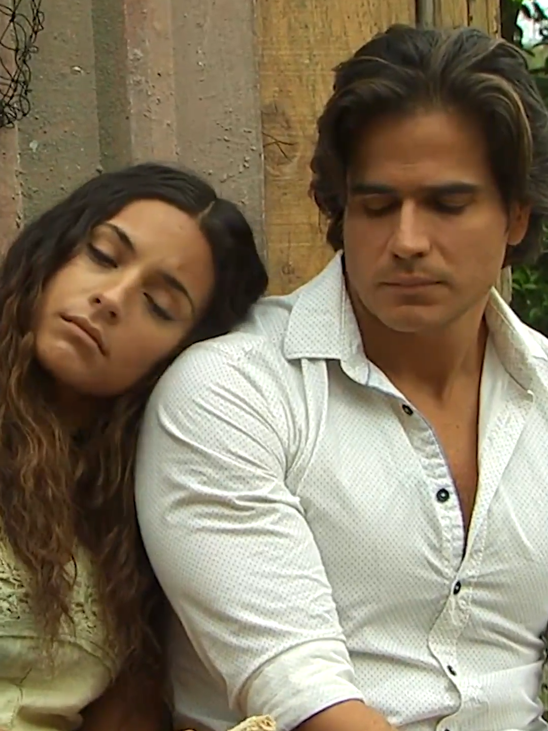 Así ni cómo enojarse. 🥹  Encuentra TODOS los episodios de #CorazónIndomable en #ViX. #novelas #telenovela #parati