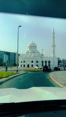 #beautiful voice in the World#azan #dubai #masjid #islamic_video 