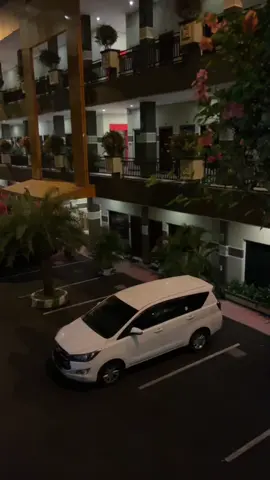 mentahan hotel #hotel #mentahan #mentahanvideo #storywa #storytime #malam #fyp #viral #tiktok #tiktokindia #indonesia #videogames #angkringan #hotelroom #semarang #semarangstory #semarangtiktok #semaranghits #pati 