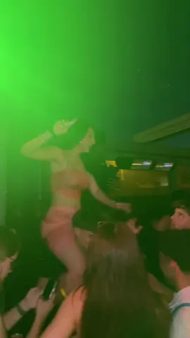 #AbiCrew #SommerParty #OpenAir #Sonnenuntergang #PoolParty #xxIkonfettishow #düsseldorf #neuss #nrw #revolution #PromoterLife #party #krefeld #club #deutschland #ratingen #nrw #meerbusch #duisburg #wuppertal #hilden #16er #foryou #tanzen 