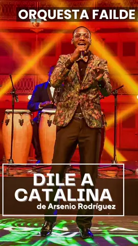 «Dile a Catalina» de Arsenio Rodríguez por la Orquesta Failde, para quienes sentimos pasión por el son cubano ♥️🎵🎬 #soncubano #salsa #salsadance #cuba #livemusic #newmusic #orquestafailde #latinmusic #cubana #salsaromantica 