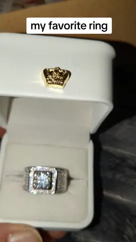 #moissanite #solid925sterlingsilver #mensring#tiktokmademebuyit #tiktokshop #tiktokfinds #giftideas 