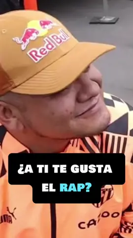 Un fragmento de la entrevista con @Aczino en el Vive Latino #rubitasrocks #vivelatino #aczino 
