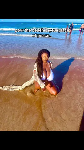 There’s a surprise at the end! 🤣 #fypシ゚viral #shebad #foryou #beach #daytona #foryoupage 
