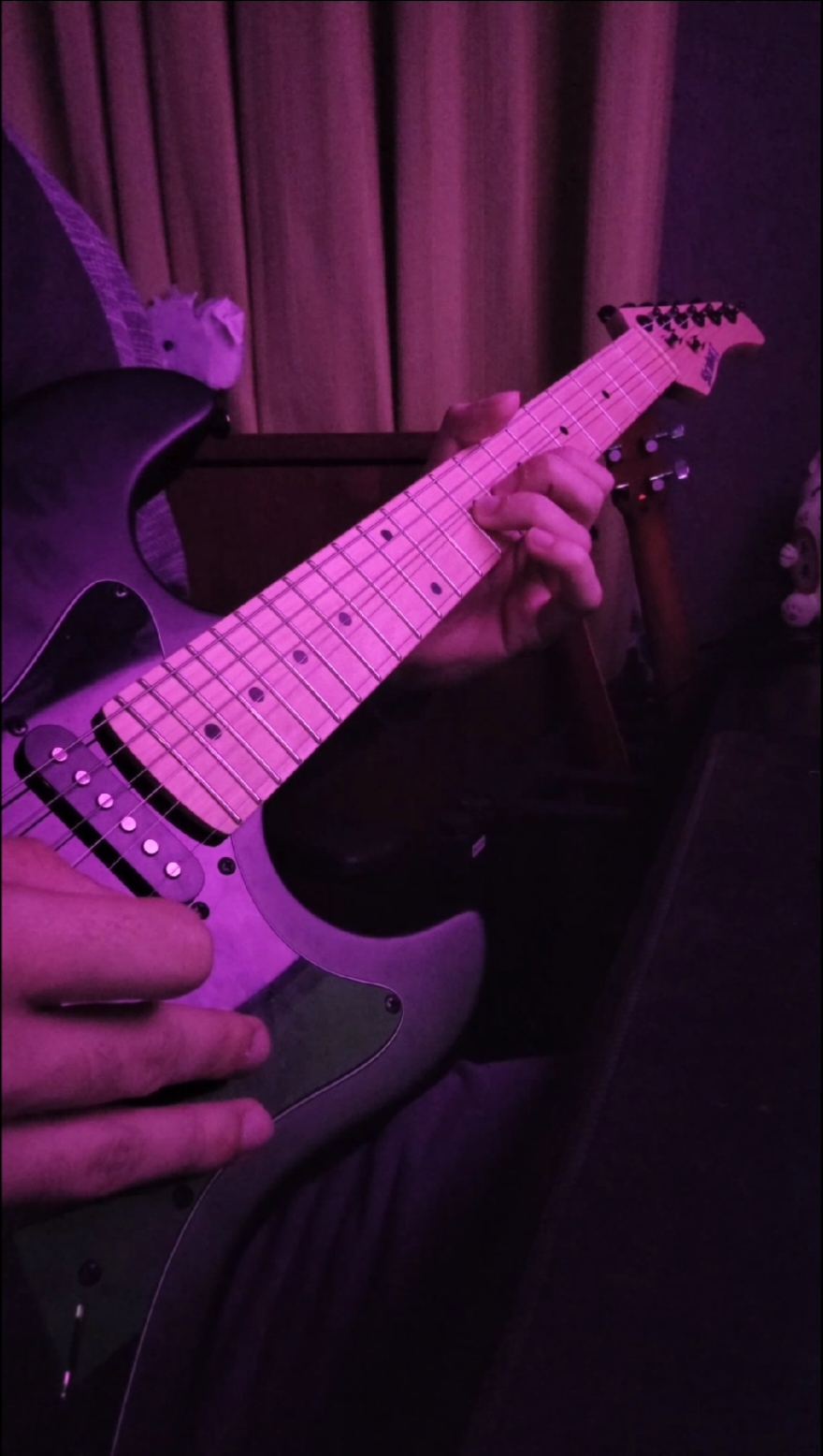 RJ Pasin - Lobster • • • • • • • #guitar #rjpasin #electricguitar #guitarra #cover #lobster #guitartok #song #guitarplayer #guitarist #fyp 