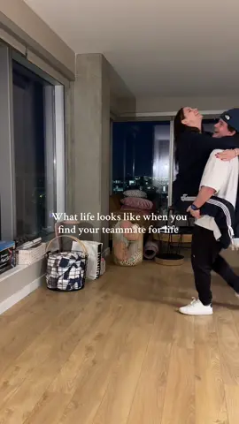 Sorry just fell in love again from this video 