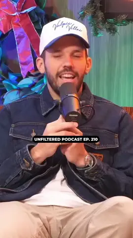 Can't believe he cooked shrimp ON A PLANE 😂