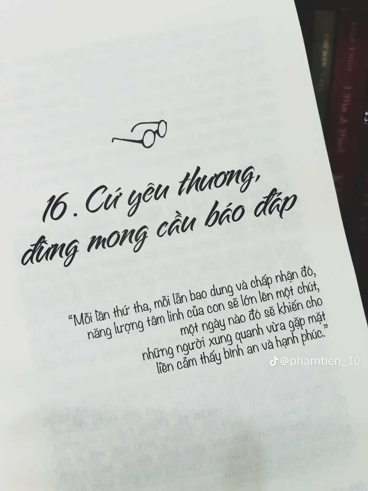 cuộc sống vẫn cứ tiếp diễn theo ngày này tháng nọ, việc của ta là cứ chấp nhận và bước đi ... #khanhhuyen #vairal #fyp #xuhuonhtiktok #xuhuonhtiktok 