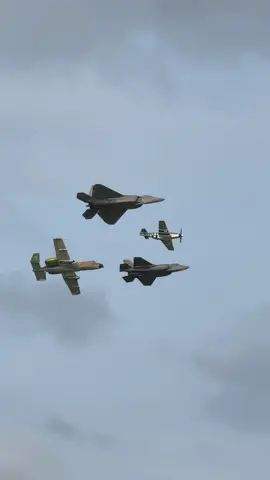 Fantastic display of the F-35’s capabilities by the F-35 Demo Team! #oshkosh #f35 #airventure #avgeek #airshow #sportys 