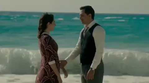 كميه مشاعر في الاغنيه دي #ليالي_اوجيني #امينه_خليل #ظافر_العابدين #foryoupage #fyp #oceanofemotions #imo #🖤 