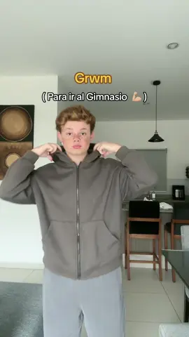 Listos para correr 🏃🏼 @Jasiel Nuñez #jnmadeinparis #fyp #popular #parati 