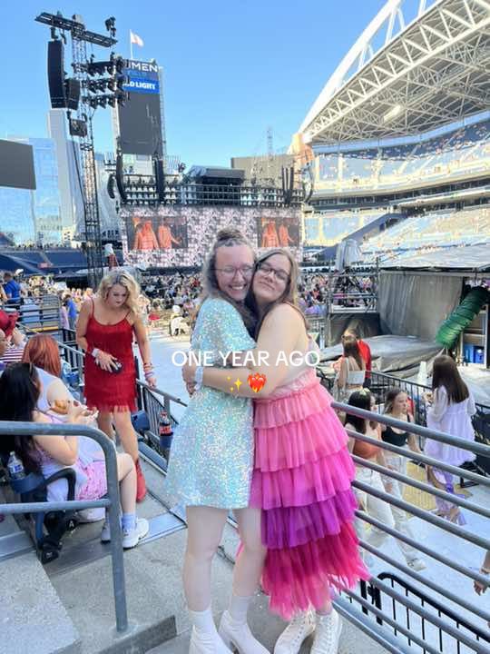crying forever bye @Taylor Swift @Taylor Nation @Taylor Swift the Eras Tour #taylorswift #taylorsversion #taylornation #theerastour #theerastourtaylorswift #taylorswifterastour #longlive 