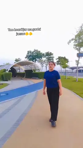 bidesh ko thau ma haru Aru ko aas ma Kaila na parnu yati Kura Yad garnu bich bato ma Laga ra xoda bachali banaunxan#CapCut #jhaplaimuser #jhaplaimuser #misyou😭😭 #tictoklovers❤️ 