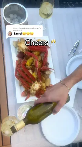 Replying to @polkadotsandperals 🥂 