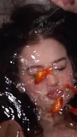 #bridalmakeup105 #makeup #makeuptutorial #makeupartist #makeuphacks #makeuplook #glamlook 