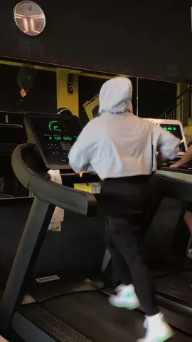 Let's join! Informasi Membership dan Personal Trainer? Hubungi Admin. 📍Ruko Karang Satria, Cerewed, Bekasi Timur. #championfitness #championfitnessbekasi #promo #promopersonaltrainer #gymbekasi #gymbekasitimur #gymperumnas3 #gymindonesia #nopainnogain #gym #gymmotivation #gymgirl #gymaddict #gymworkout #gymvideos #gymreels #gymtime #gymroutine #gymcouple #couplegoals #ayogym #gymjourney #fypシ゚viral 