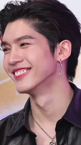 aou here is so freaking hot 🔥 #aou_tnbknr #wearetheseries #aouboom #fypシ #fyp #gmmtv #thaienthu @Thanaboon Kiatniran 