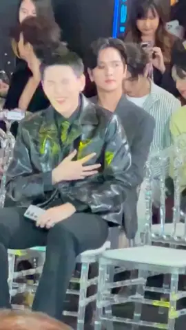 Bro What's wrong with u 🤣🤣🤣 #ปาฏิหาริย์รักร้อยปี  #CenturyOfLoveSeries #ต้าห์อู๋ #ออฟโรด #ต้าห์อู๋ออฟโรด #ต้าห์อู๋พิทยา #ออฟโรดกันตภณ #oueiija #totogaback #daoupittaya #offroadkantapon #daouoffroad 