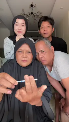 Senang dan sedih🗿
