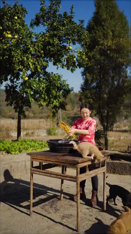 Traditional Chinese bamboo chopsticks#handmade #handwork #chineseculture #leanontiktok #chopsticks #china #explore #fyp #foryou 