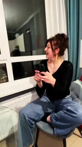 Когда вы смелые в переписке, а в жизни: Та знаешь кому отправить 😏 #вайны #приколы #жизнено #ржака #шуткиза300 #отношения #знакомство