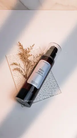 Em sinh ra là dành cho tui,  1 đứa lười nhũ hoá + nước ấm khi dùng dầu tẩy trang. Ẻm êm lắm mấy bà #skinlosophy #baohoa #dautaytrang #myphamvietnam #skincare #capcut #fypシ #trucnguyenugc #goclamdep #reviewmypham 