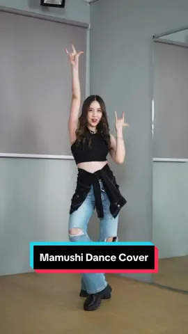 This song is all over my fyp 🌟 #megantheestallion #dancechallenge #foryou #mamushi 