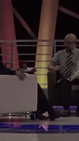 artidjo alkostar adalah hakim yang paling ditakuti oleh koruptor ia tak segang - segang menghukum para koruptor.  Sepanjang menjadi hakim agung, Artidjo menyelesaikan berkas di MA sebanyak 19.708 perkara. Bila dirata-rata selama 18 tahun, Artidjo menyelesaikan 1.095 perkara setiap tahun. #indonesia🇮🇩 #artidjoalkostar #hakimadilindonesia#bissmillahfyp #fypシ゚viral 