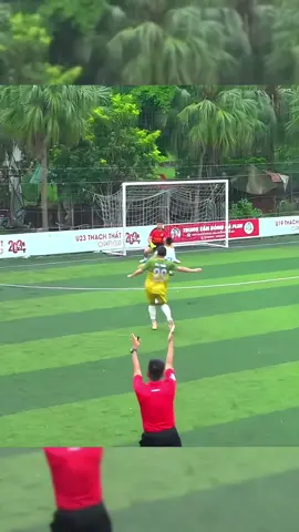 Kịch bản quen thuộc ép sân đối thủ nhưng không ghi được bàn #bongdaphui #phui #hpl 