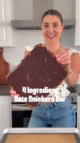 Date Snickers >> full recipe on my blog as always 🤤 #datesnickers #datebark #healthydessert #vegandessert 
