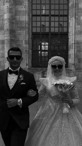 #dilleredestan İnstagram:Fotohayatkonya #ViralBeauty #plato #çekimalanı #konya #enmutluanlar #şehirmeydanı #düğünçekimi #gelin #damat #sokakçekimi #gelindamat #keşfet #fotohayatkonya #beniöneçıkart #konyaplato #capcut #dump #yıldıztilbe 