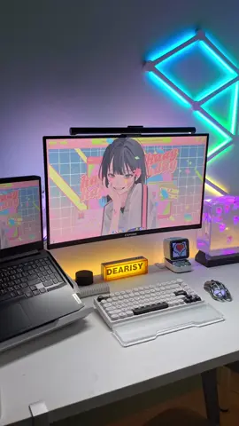 อัพเดตวันนี้ 💗 จะกลับมาทำงานจริงจังแล้วนะคะ  ฮึบๆๆ  #dearisy #fyp #desksetup #desktour #แต่งโต๊ะคอม #แต่งโต๊ะคอมแชร์ไอเดีย #pcgaming #pc 
