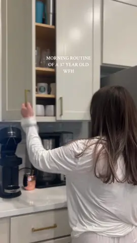 Not as productive as i wouldve liked this morning thanks to a gastritis flare up ive been dealing with for a week #morningroutine #morninginmylife #morningvlog #spendthemorningwithme #morningskincareroutine #morninggrwm #morningskincare 