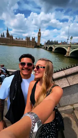 360º pela Europa 🌍🤍 #viral #foryou #eurotrip #fyp #viagem #viagemtiktok #viagemcasal #couplegoals 