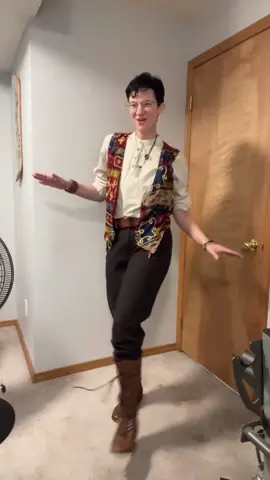 Waiting impatiently for cooler weather to dress like this more 🙏 #wizardcore #whimsigoth #darkacademia 