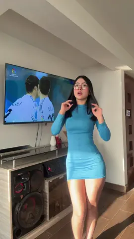 Les gusta mi vestido?👀// NO pegar el enlacee