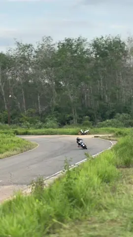 Bangkit dari siksa kubur👻