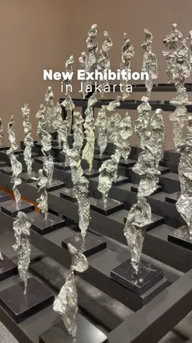 Art enthusiasts, this one’s for you! 🎨✨ Head to Galeri Nasional and immerse yourself in 53 masterpieces that dive deep into human rights, cultural diversity, women's solidarity, peace, and the environment. Running until 19 August 2024, entry is free with online registration. This isn’t just an art show; it’s a visual revolution! 🖼️✨ #EnjoyJakarta #SeeMoreJoy #JakartaTourism #Jakcation #VisitJakarta #ExploreJakarta #ArtGallery #Arts #ArtExhibition #PameranJakarta #GaleriNasional 