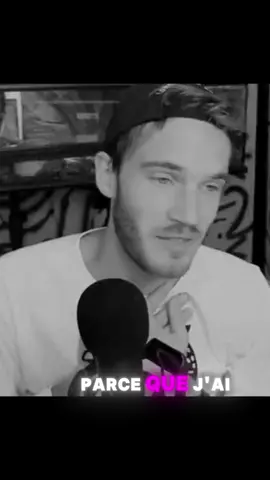 PewDiePie react à Berserk #manga #berserkgoat #berserkedit