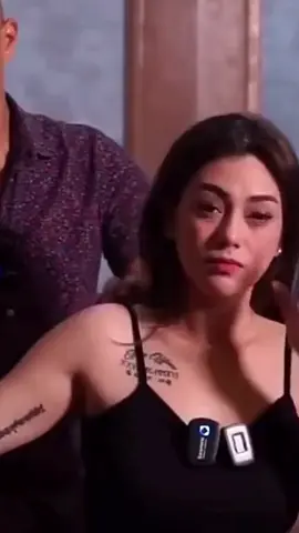 meresahkan sekali #celineevangelista #artistsoftiktok #selebriti #soundviral #viraltiktok #trendingvideo #pastifyp 