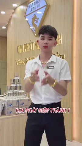 📢📢📢 𝑻𝑯𝑶̂𝑵𝑮 𝑩𝑨́𝑶 𝑻𝑼𝒀𝑬̂̉𝑵 𝑫𝑼̣𝑵𝑮 📢📢📢💎💎💎𝑪𝑻𝒀 𝑻𝑵𝑯𝑯 𝑴𝑻𝑽 𝑯𝑰𝑬̣̂𝑷 𝑻𝑯𝑨̀𝑵𝑯 𝑱𝑬𝑾𝑬𝑳𝑹𝒀 💎💎💎 CHI NHÁNH 1 CẦN TUYỂN : - NHÂN VIÊN ONLINE  - NHÂN VIÊN BÁN HÀNG  YÊU CẦU:👇🏻 Có bằng cấp 3                 👇🏻 Làm việc theo ca                  ( không tuyển partime) - Thời gian: 7h00-21h30 ( LÀM VIỆC THEO CA) + Ca Sáng: 7h00 - 15h00 + Ca chiều: 13h30 -21h30 - Lương cơ bản: 6.100.000 +( Sản phẩm + Target ) - Nữ từ 18- 25 tuổi - Sẽ được đào tạo nghiệp vụ - Ngoại hình ưa nhìn - Giọng nói dễ nghe - Cẩn thận, Trung thực, Nhanh nhẹn - Tinh thần trách nhiệm - Gắn bó lâu dài với công ty  - Yêu thích công việc tư vấn bán hàng & CSKH - Kỹ năng giao tiếp tốt là một lợi thế & xử lý tình huống văn minh lịch sự. 🏨Nơi làm việc: CÔNG TY VÀNG KIM PHÁT HIỆP THÀNH  Chi Nhánh 1: 27 Nguyễn Ảnh Thủ, KP.1, P. Hiệp Thành, Q.12 , HCM. #trending  #tuyendung 