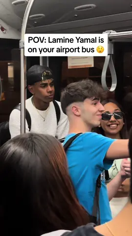 When you’re on the same airport bus as Lamine Yamal 🤩 (joannpu) #dailymailsport #dailymail #sports #news #football #Soccer #barca 