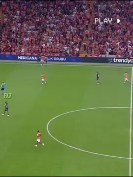 benim bu ligde izledigim ofansif zekasi en ust duzey santrafor #keşfet #fypage 