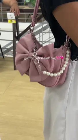 cuteeee 🥹  #pinkbag #pink #bagforwomen #fyp #foryoupage #tiktokfinds 