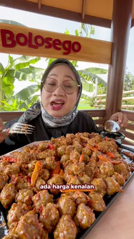 Bukan pentol biasa! Harus nonton sampai habis biar tau istimewanya produk terbaru dari @Bolosego 🫣 #ownerbolosego #ownerlife #bolosego #mukbang 