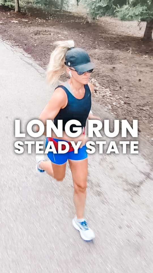 🔥 steady state long run 🔥 steady state runs are done at a moderate pace for an extended period of time 💥 helps build aerobic strength  💥 improve endurance  💥 breathe easier 💥 improve blood circulation  •should be done at around 60-75% of your max heart rate •30 minutes to a few hours, depending on your goal race  • • #run #marathon #halfmarathon #runner #Running #runningtips #runner #runtok 