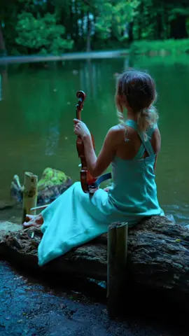 The Sound Of Silence . . . #ViOLiNiA #thesoundofsilence #musician #violinist #pianoanviolin #musicianingermany 