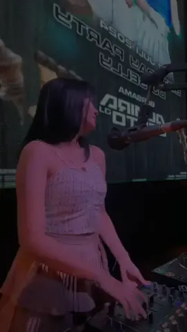 mengapa berubah #djselly #djsellyterbaru #vadlynyonk #fypシ゚viral 